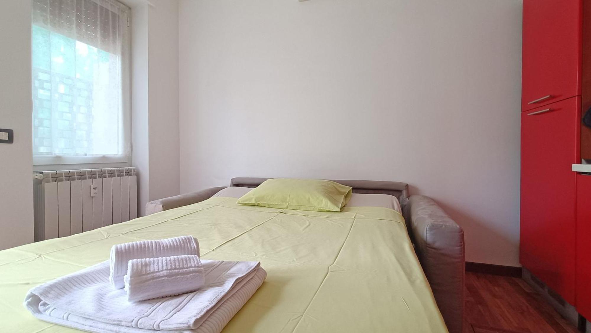 Sahi - Via Dei Ciclamini Mm1 Primaticcio, Stadio San Siro, Ospedale San Carlo ميلان المظهر الخارجي الصورة