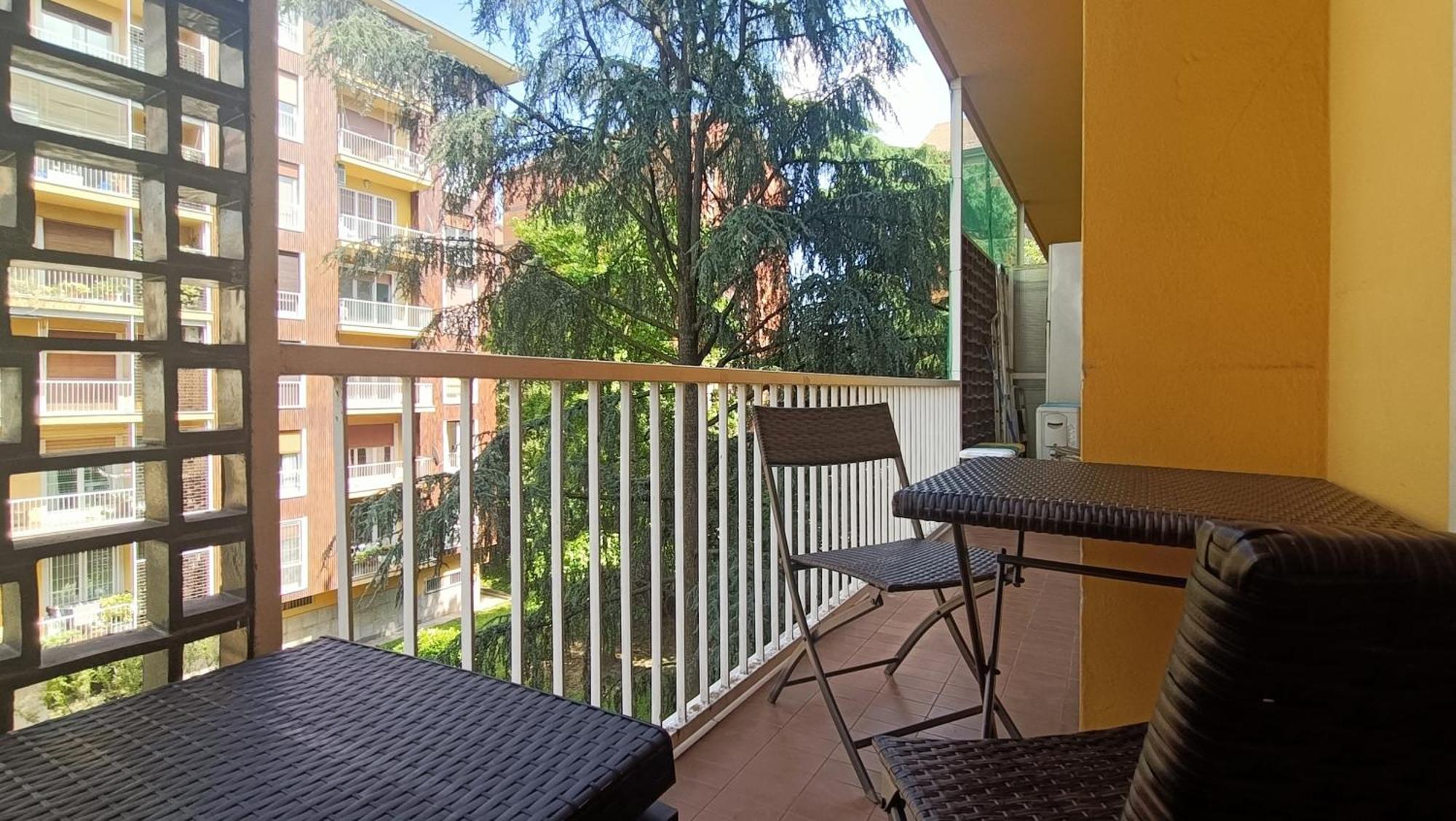 Sahi - Via Dei Ciclamini Mm1 Primaticcio, Stadio San Siro, Ospedale San Carlo ميلان المظهر الخارجي الصورة